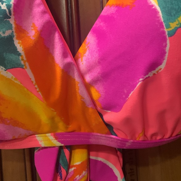 NWOT LA BLANCA Isla Printed Flutter Sleeve Bikini Top Size 14 - Picture 5 of 8